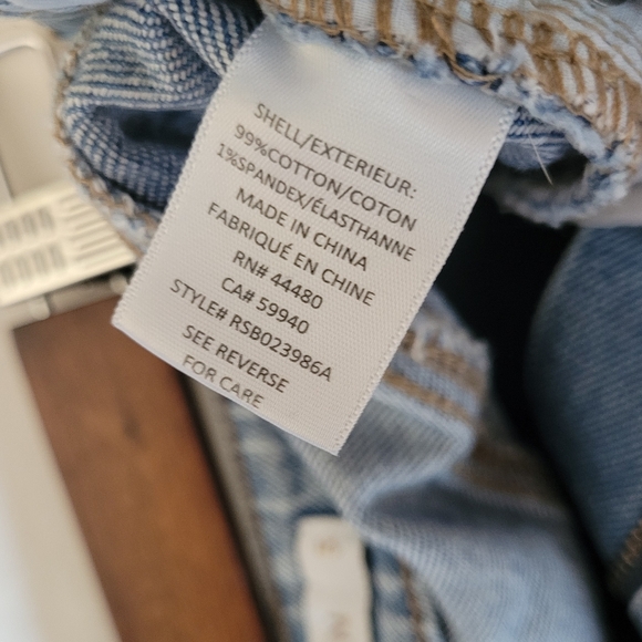 Shorts - Picture 4 of 4